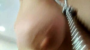 Demonstrativní jebání nevlastní mámy a tátu pro šokující lekce