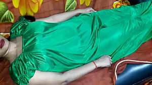 अरे वाह, देख लो ये सेक्सी यंग 18+ इंडियन एमेच्योर कपल होममेड एक्शन में, अनरियल स्टफ! 😍