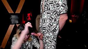 Uskomaton BDSM sessio, kaikki reiät paukutetaan!