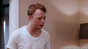 Cherry Kiss odkrywa, że pasierb jest obsesyjnie chory na analny porn