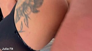 نيك تحليلي عميق قذر قوي لسيدة مثيرة في جوارب! قذف كبير!