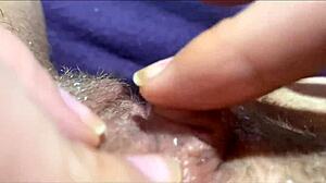 Da li si ikada osetio vaginalni orgazam ovako intenzivan izbliza?