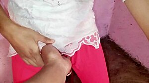 Gaon Ki Ladki Cycle Par Sawar Hote Hue Chudi, Doston Ne Pakad Liya