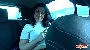 सब्राइन, स्टनिंग ब्रूनेट, हार्ड एनल सेक्स चाहती है