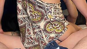 Πραγματικό ζευγάρι κάνει σκληρό doggystyle αναλ σε αυτοσχέδια ερασιτεχνική ταινία