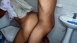 يا، شاهد أفضل نيك لكس زوجة الأب ألي الضيق! 🔥