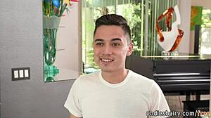 Napalona wielkocyca stepmom lubi głęboko i duże, i pociera cipkę - lauren phillips juan loco