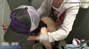 Hey, benimle bu sevimli Asyalı kızı sikmeyi nasıl beğendin söyle