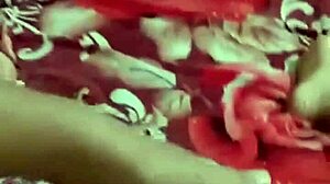 Bokep Indonesia Tante Sange dengan Kontol Gede