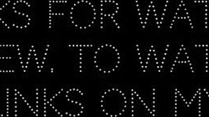 Pillé a mi hijastra vistiéndose como puta, así que la follé.