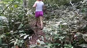 Jebem neznano Latino v gozdu doggystyle